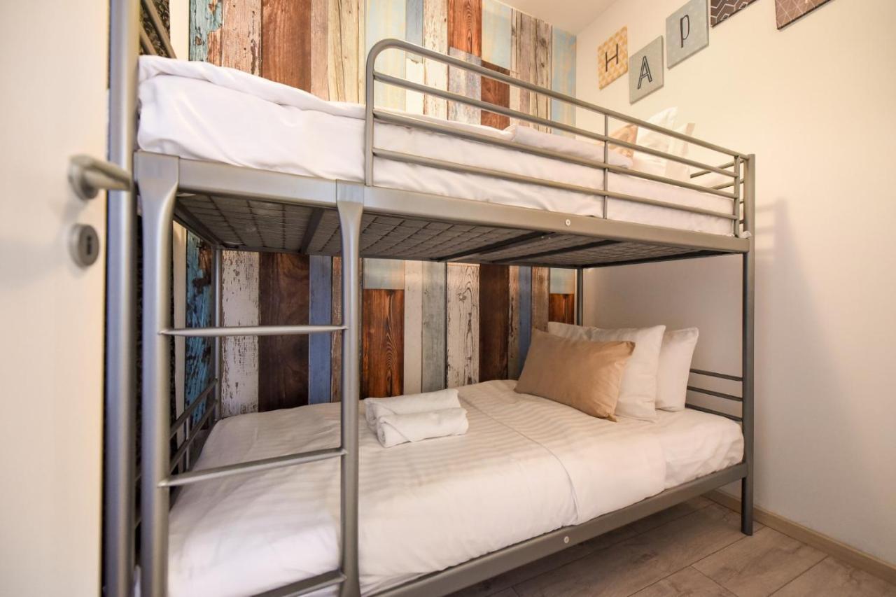 Discover Comfort: Charming & Spacious Apartment In The Old Town Bükreş Dış mekan fotoğraf